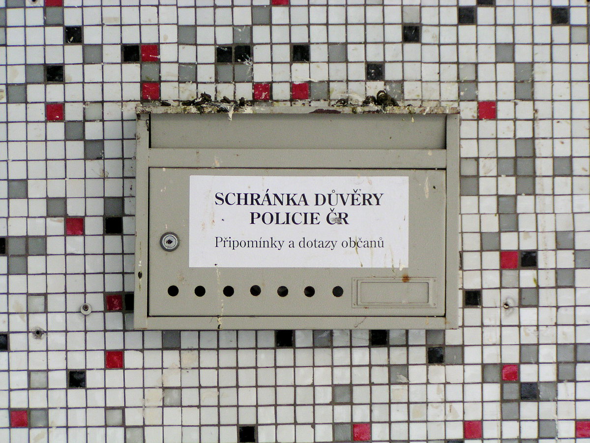 Schránka důvěry policie - rok 2004