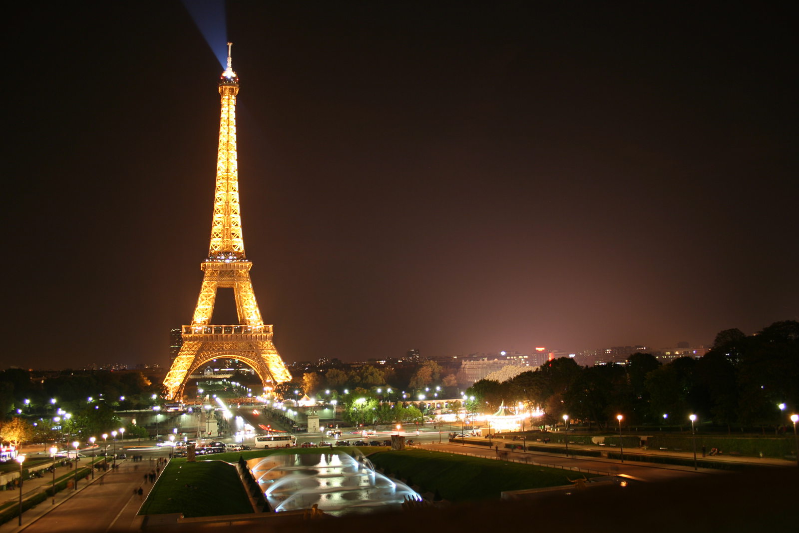 Eiffelova věž - Paříž, Francie